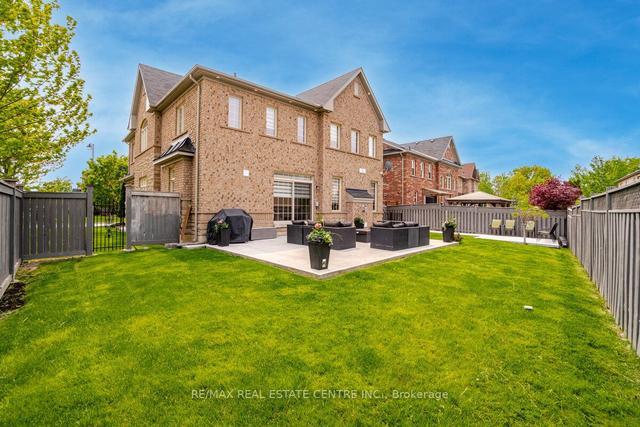 14 Honeycreek Crt, House detached with 5 bedrooms, 7 bathrooms and 7 parking in Brampton ON | Image 35