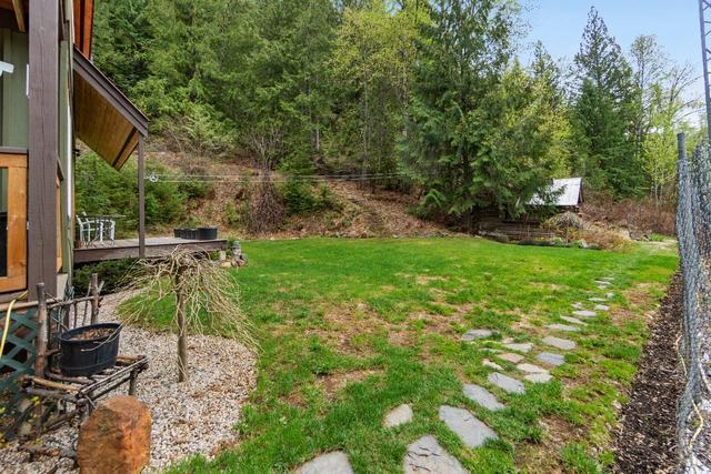 8788 Highway 6, House detached with 2 bedrooms, 2 bathrooms and null parking in Central Kootenay H BC | Image 59