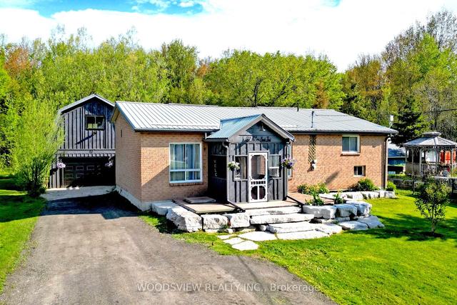 172 Mcguire Beach Rd, House detached with 3 bedrooms, 2 bathrooms and 12 parking in Kawartha Lakes ON | Image 1