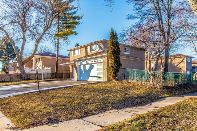 114 Slan Ave S, House detached with 5 bedrooms, 5 bathrooms and 8 parking in Toronto ON | Image 23