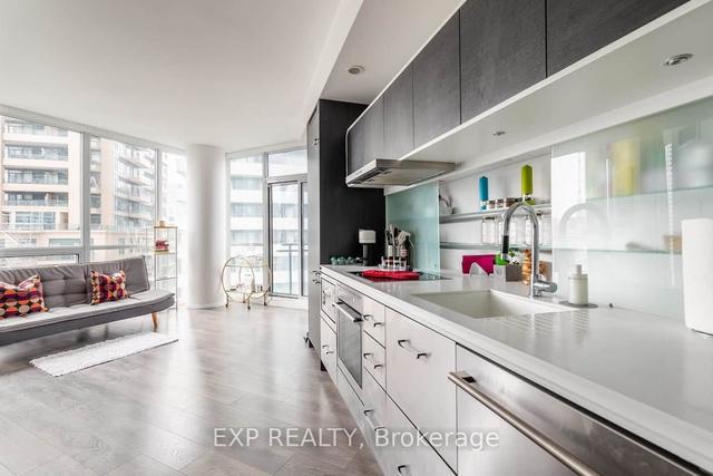 1907 - 45 Charles St E, Condo with 1 bedrooms, 1 bathrooms and 0 parking in Toronto ON | Image 3