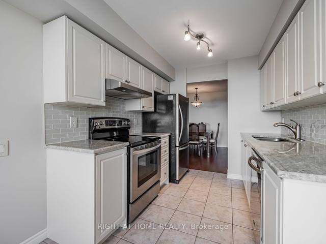 2410 - 61 Town Centre Crt, Condo with 3 bedrooms, 2 bathrooms and 1 parking in Toronto ON | Image 4