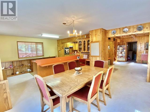 6314 Pioneer Road, House detached with 2 bedrooms, 2 bathrooms and null parking in Cariboo L BC | Image 18