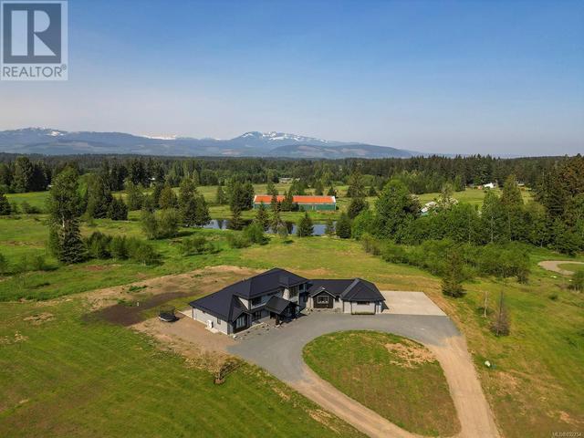 2355 Coleman Rd, House detached with 5 bedrooms, 4 bathrooms and 12 parking in Comox Valley B (Lazo North) BC | Image 52