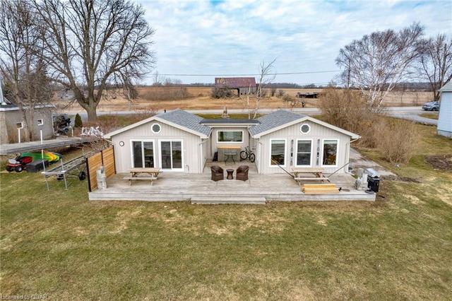 16145 Loyalist Parkway, House detached with 3 bedrooms, 1 bathrooms and null parking in Prince Edward County ON | Image 14