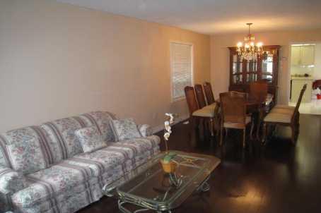 6728 Lisgar Dr, House detached with 4 bedrooms, 4 bathrooms and 4 parking in Mississauga ON | Image 3