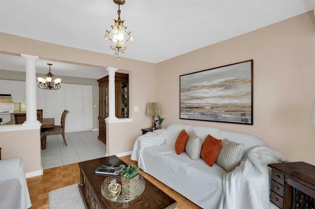 405 - 2500 Rutherford Rd, Condo with 2 bedrooms, 2 bathrooms and 0 parking in Vaughan ON | Image 10