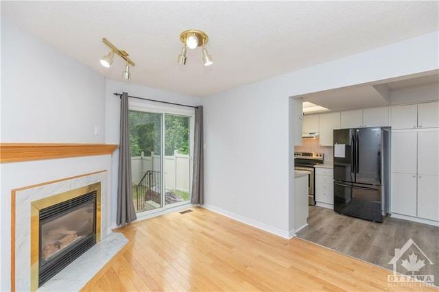 79 Grenadier Way, Townhouse with 3 bedrooms, 3 bathrooms and 3 parking in Ottawa ON | Image 27