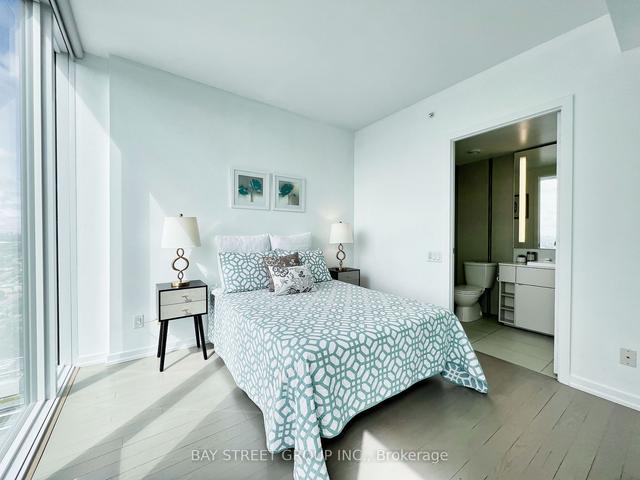 4009 - 101 Peter St, Condo with 2 bedrooms, 2 bathrooms and 1 parking in Toronto ON | Image 18