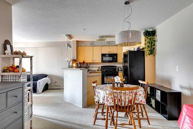 4204 - 16969 24 Street Sw, Condo with 2 bedrooms, 1 bathrooms and 1 parking in Calgary AB | Image 3