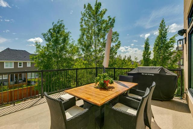 160 Fortress Bay Sw, House detached with 4 bedrooms, 3 bathrooms and 8 parking in Calgary AB | Image 10