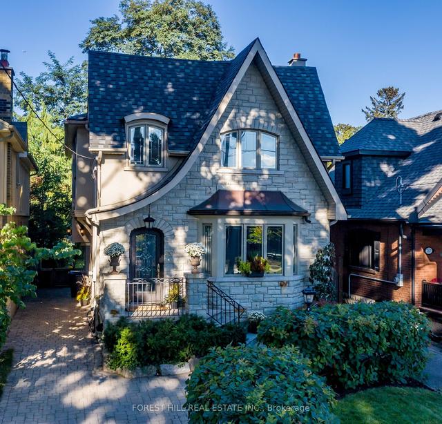 210 Bessborough Dr, House detached with 4 bedrooms, 4 bathrooms and 3 parking in Toronto ON | Image 35