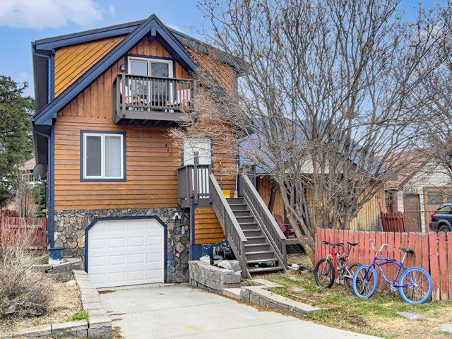412 Cougar Street, House detached with 5 bedrooms, 4 bathrooms and 2 parking in Banff AB | Image 1