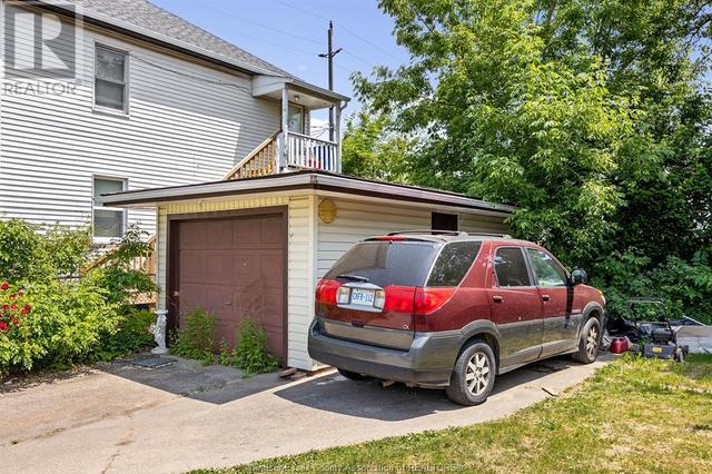 1404 Benjamin, House detached with 5 bedrooms, 2 bathrooms and null parking in Windsor ON | Image 22