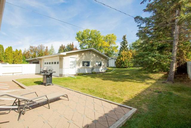 11103 96 Street, House detached with 5 bedrooms, 2 bathrooms and 4 parking in Grande Prairie AB | Image 29