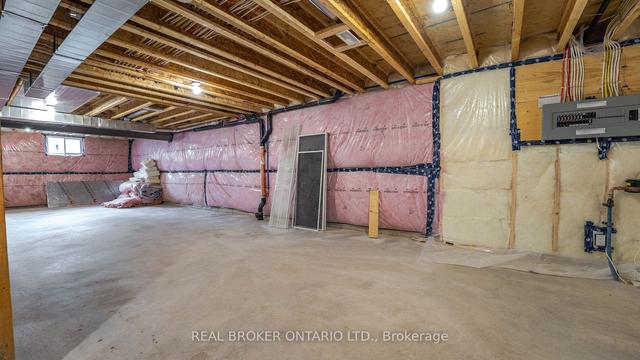 7 Robinson Ave, House detached with 3 bedrooms, 2 bathrooms and 4 parking in Brantford ON | Image 16