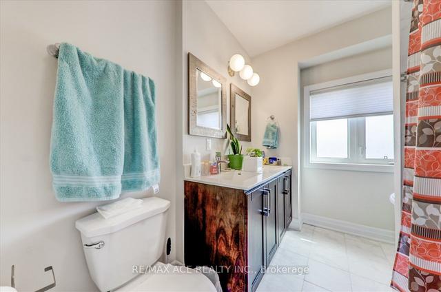 22 Coventry St, House attached with 3 bedrooms, 3 bathrooms and 1 parking in Toronto ON | Image 20