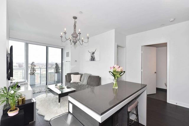 1036 - 1030 King St W, Condo with 2 bedrooms, 2 bathrooms and 1 parking in Toronto ON | Image 37