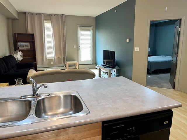 422 - 12310 102 Street, Condo with 1 bedrooms, 1 bathrooms and 1 parking in Grande Prairie AB | Image 11