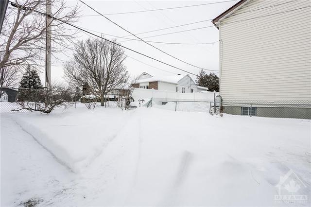 674 De L'eglise Street, House detached with 2 bedrooms, 1 bathrooms and 4 parking in Ottawa ON | Image 10