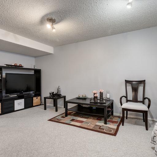 81 Prestwick Avenue Se, House detached with 3 bedrooms, 3 bathrooms and 2 parking in Calgary AB | Image 28