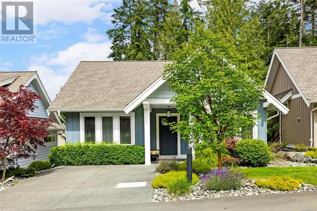 61 - 5251 Island Hwy W, House detached with 3 bedrooms, 2 bathrooms and 2 parking in Nanaimo H BC | Image 1