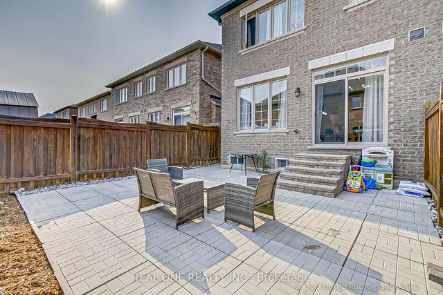 117 Beckett Ave E, House semidetached with 4 bedrooms, 4 bathrooms and 4 parking in Markham ON | Image 19