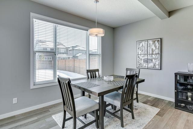 28 Cranbrook Circle Se, House detached with 3 bedrooms, 2 bathrooms and 4 parking in Calgary AB | Image 12