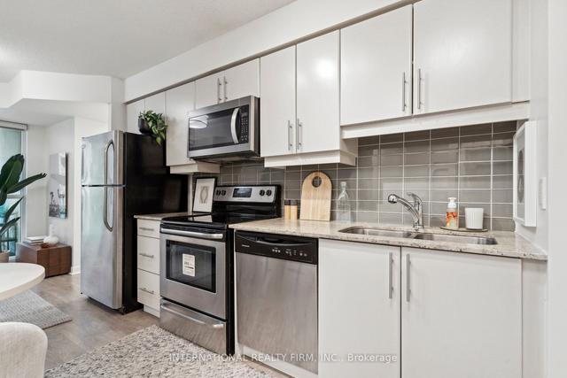 1105 - 33 Bay St, Condo with 1 bedrooms, 1 bathrooms and 0 parking in Toronto ON | Image 28