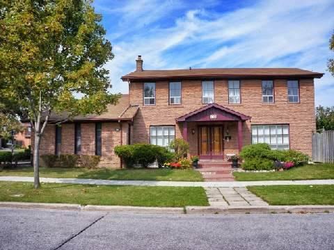 102 Bestview Dr, House detached with 4 bedrooms, 5 bathrooms and 4 parking in Toronto ON | Image 1