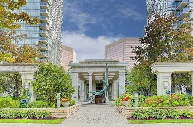 1804 - 15 Greenview Ave, Condo with 2 bedrooms, 2 bathrooms and 1 parking in Toronto ON | Image 1