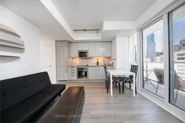 1409 - 77 Mutual St, Condo with 2 bedrooms, 1 bathrooms and 0 parking in Toronto ON | Image 20