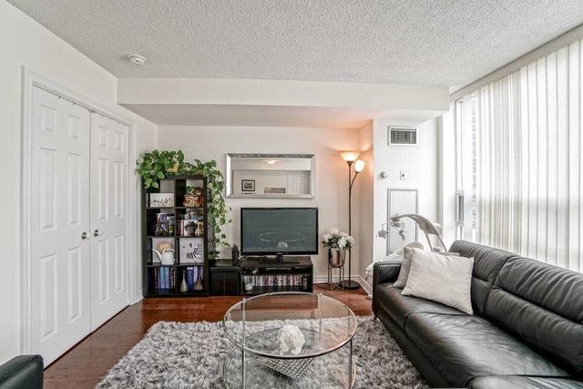 1904 - 71 Simcoe St, Condo with 1 bedrooms, 1 bathrooms and 1 parking in Toronto ON | Image 13