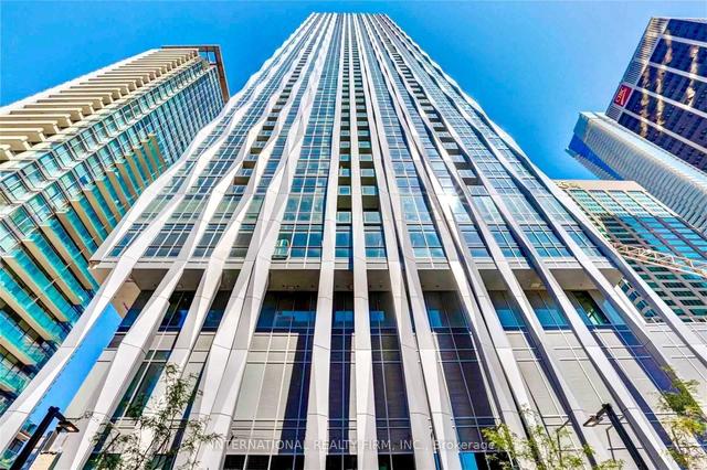 4103 - 1 Yorkville Ave, Condo with 1 bedrooms, 1 bathrooms and 0 parking in Toronto ON | Image 1