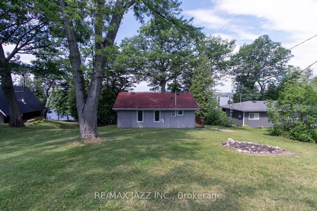 52 Cow Island, House detached with 2 bedrooms, 1 bathrooms and 0 parking in Otonabee South Monaghan ON | Image 18