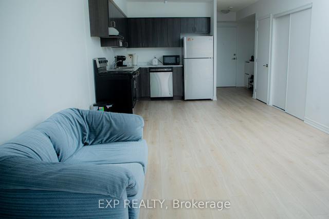 420 - 1 Falaise Rd, Condo with 1 bedrooms, 2 bathrooms and 1 parking in Toronto ON | Image 1