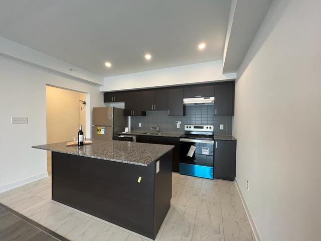 208 - 8 Culinary Lane, Condo with 2 bedrooms, 1 bathrooms and 1 parking in Barrie ON | Image 12