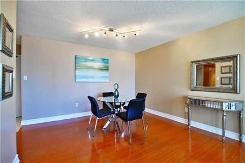 809 - 350 Webb Dr, Condo with 2 bedrooms, 2 bathrooms and 2 parking in Mississauga ON | Image 3