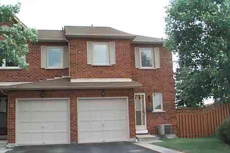 04 - 401 Sewells Rd, Townhouse with 3 bedrooms, 3 bathrooms and 2 parking in Toronto ON | Image 1