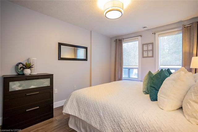 103 - 320 Sugarcreek Trail, House attached with 1 bedrooms, 1 bathrooms and 1 parking in London ON | Image 25