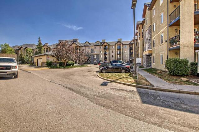 1432 - 8810 Royal Birch Boulevard, Condo with 2 bedrooms, 2 bathrooms and 1 parking in Calgary AB | Image 37