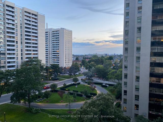 701 - 360 Ridelle Ave N, Condo with 2 bedrooms, 1 bathrooms and 1 parking in Toronto ON | Image 14
