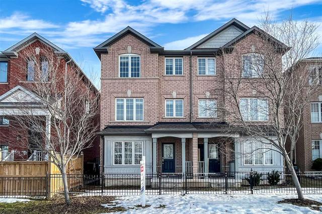 104 Old Oak Lane, House semidetached with 3 bedrooms, 3 bathrooms and 2 parking in Markham ON | Image 1