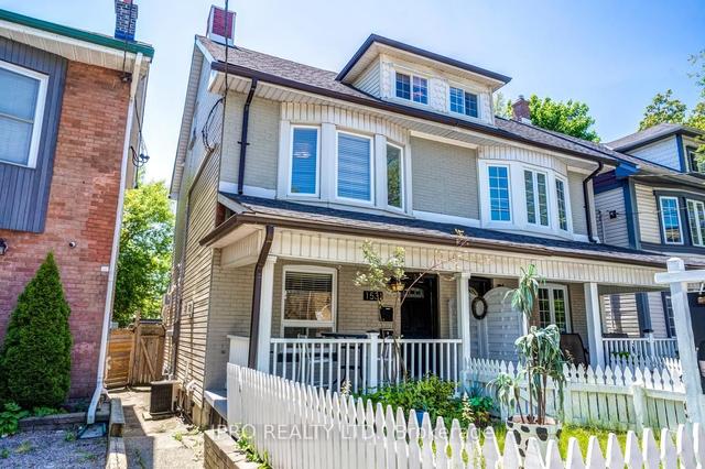 1531 Queen St E, House semidetached with 3 bedrooms, 4 bathrooms and 0 parking in Toronto ON | Image 12