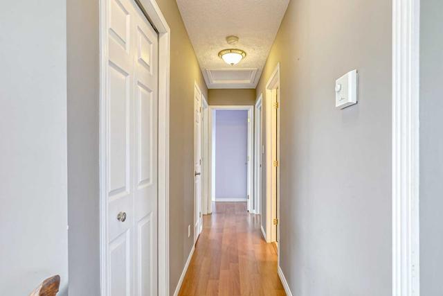 139 Albery Crt, House detached with 3 bedrooms, 2 bathrooms and 5 parking in Meaford ON | Image 2
