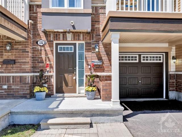 332 Sweet Grass Circle, Townhouse with 2 bedrooms, 2 bathrooms and 3 parking in Ottawa ON | Image 2
