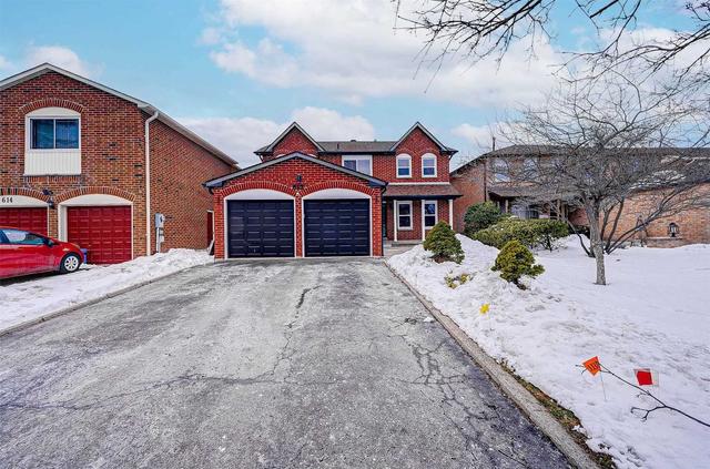 612 Amberwood Cres, House detached with 4 bedrooms, 4 bathrooms and 6 parking in Pickering ON | Image 1