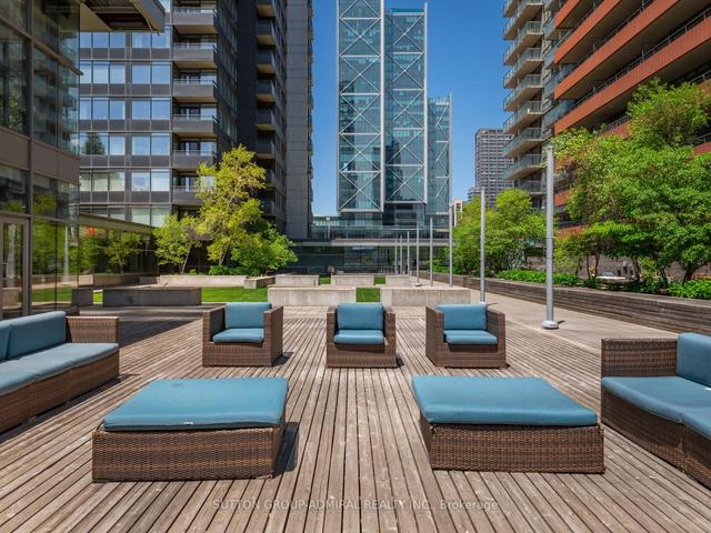 925 - 4k Spadina Ave, Condo with 2 bedrooms, 2 bathrooms and 1 parking in Toronto ON | Image 26