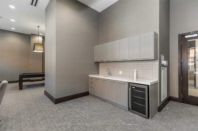 306 - 23 Glebe Rd W, Condo with 2 bedrooms, 2 bathrooms and 1 parking in Toronto ON | Image 5