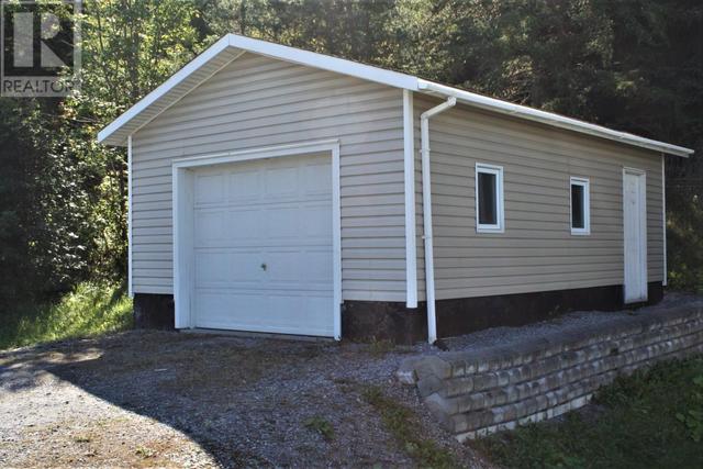 1 Rivervale Road, House detached with 3 bedrooms, 1 bathrooms and null parking in Corner Brook NL | Image 3